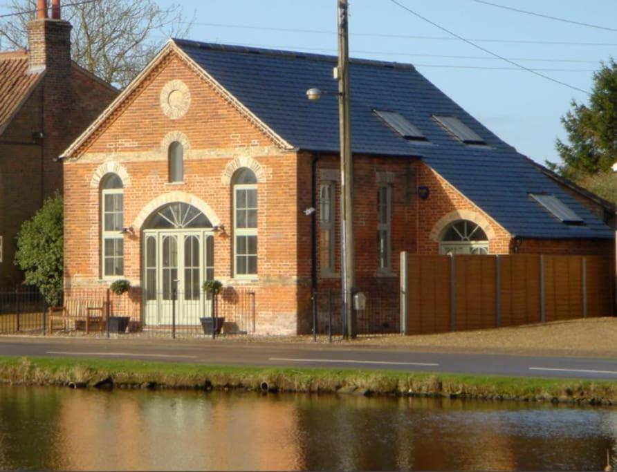 Villa The Old Methodist Chapel à Great Massingham Extérieur photo